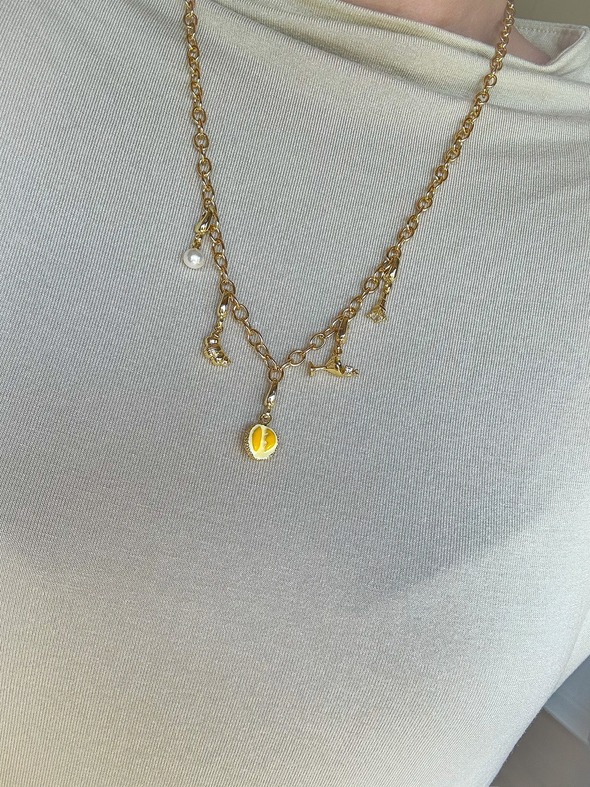 Round Pearl Clip Charm