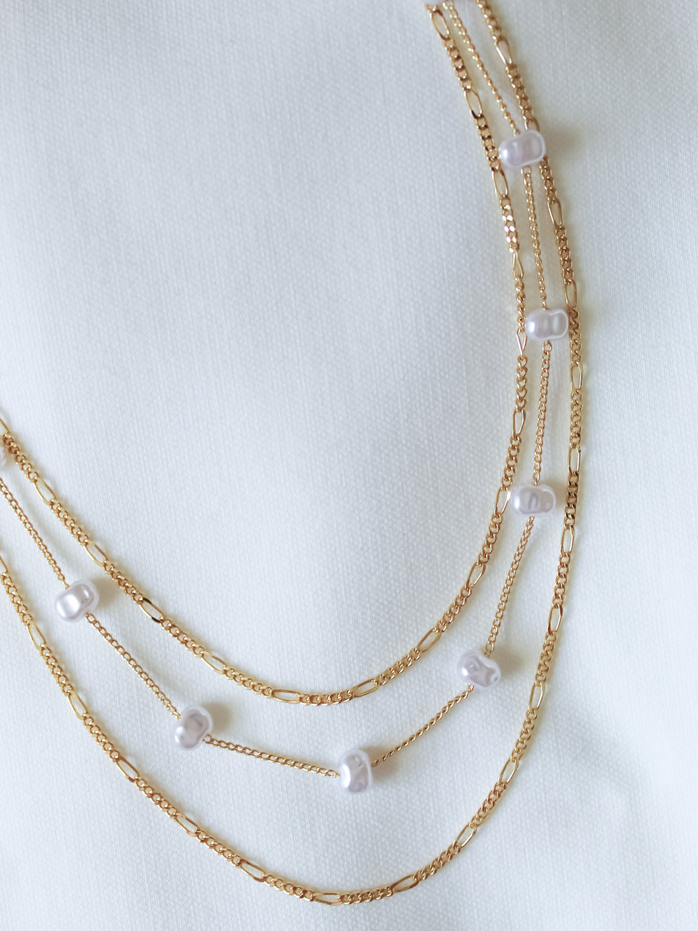 Lundae Layer Necklace