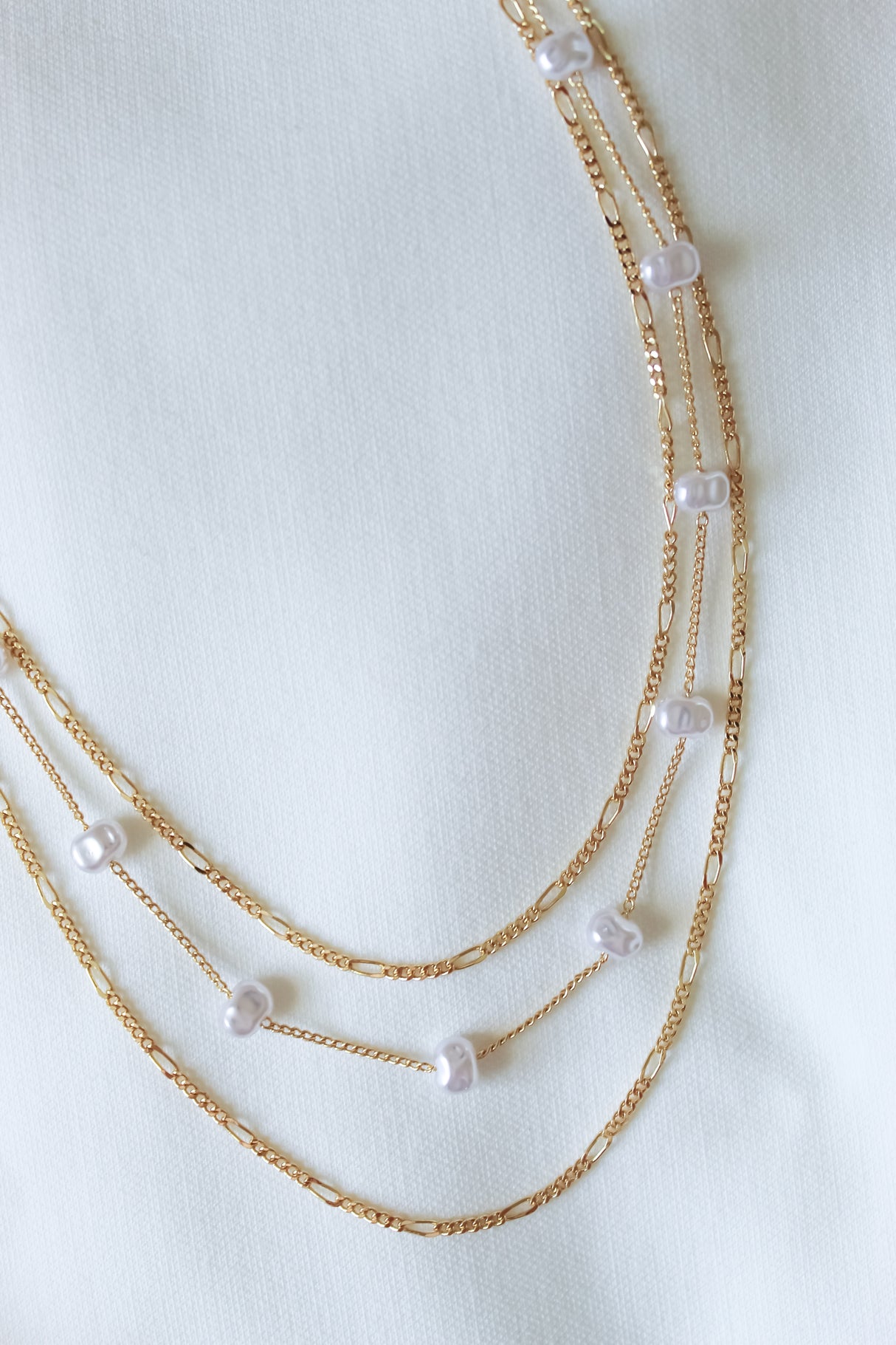 Lundae Layer Necklace