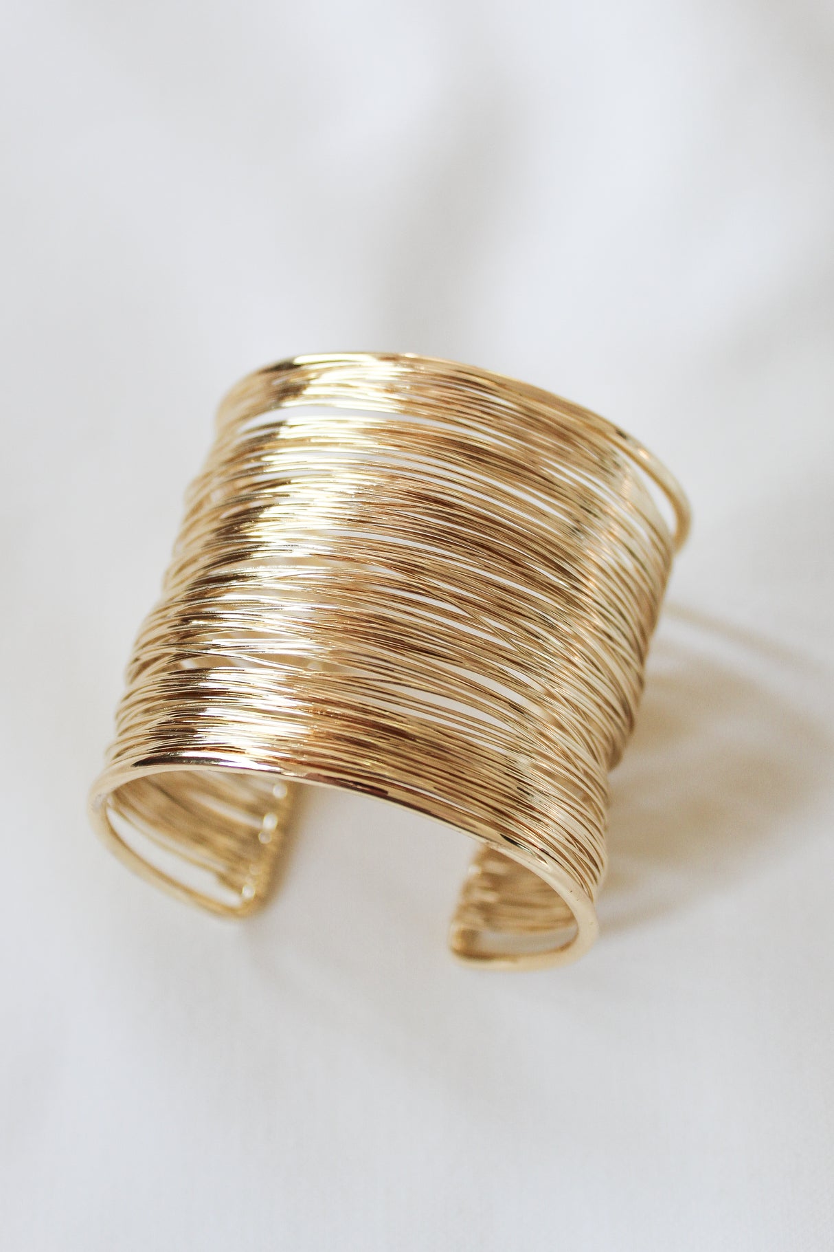 Mesheyl Cuff