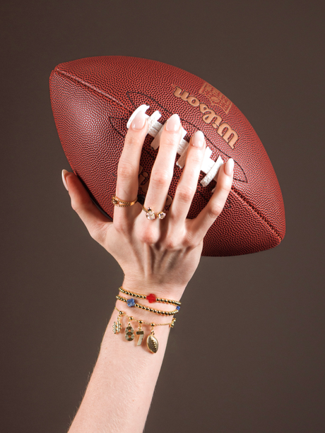 Quatrefoil Stretch Bracelet 4mm Red