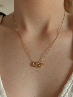 Ampersand Spacer Slide